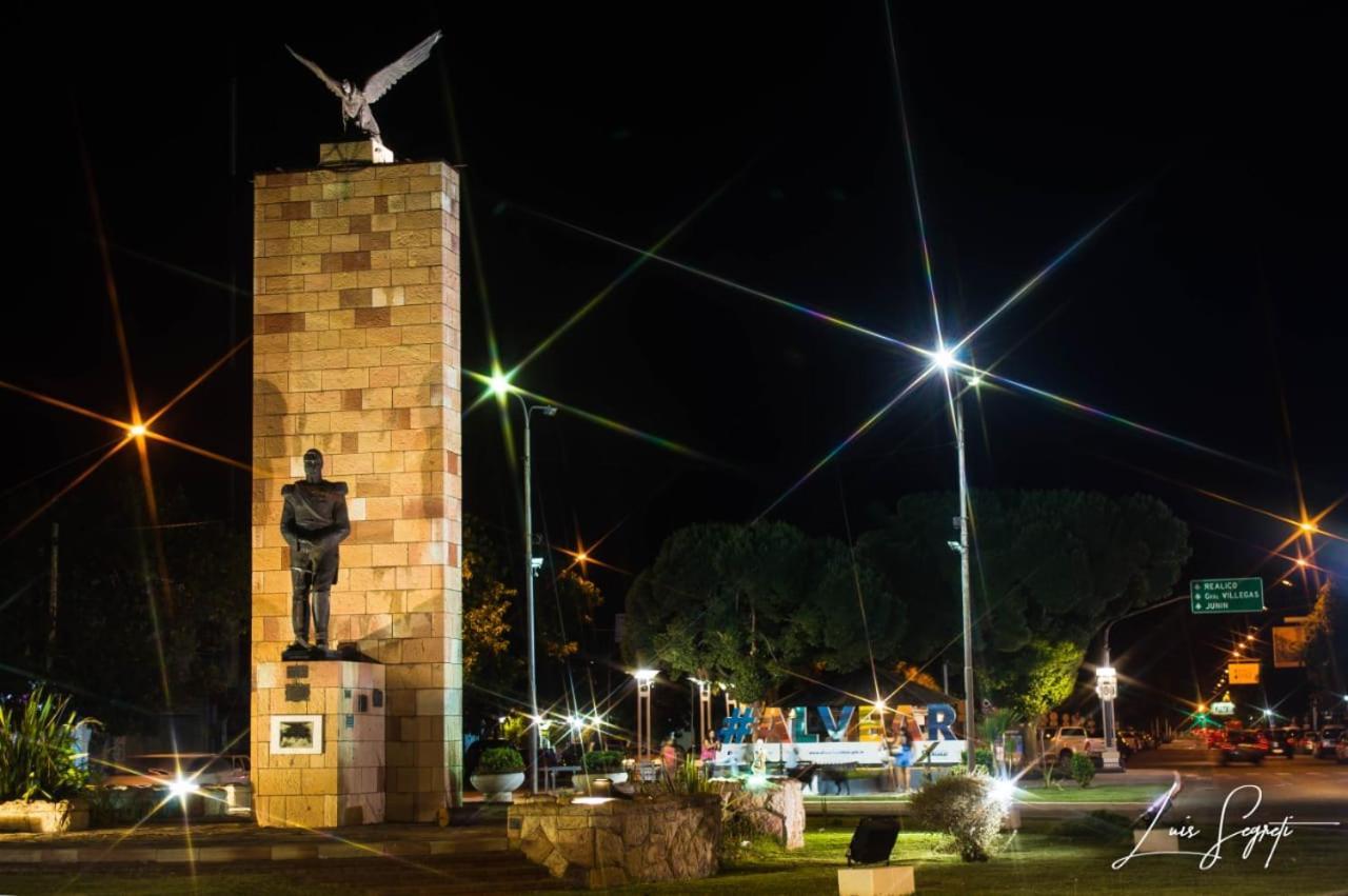 Alojamiento Sarmiento General Alvear  Dış mekan fotoğraf